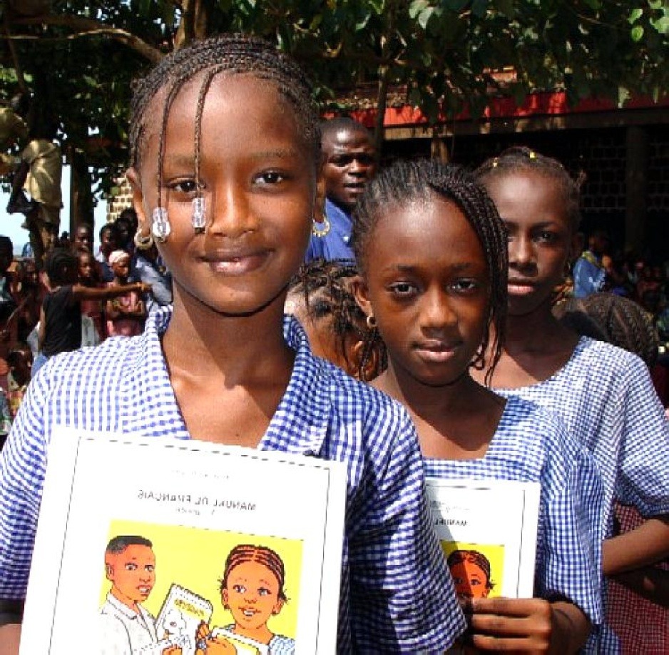 Article : Journée internationale de l’éducation : le maintien des jeunes filles à l’école reste un défi majeur en Afrique